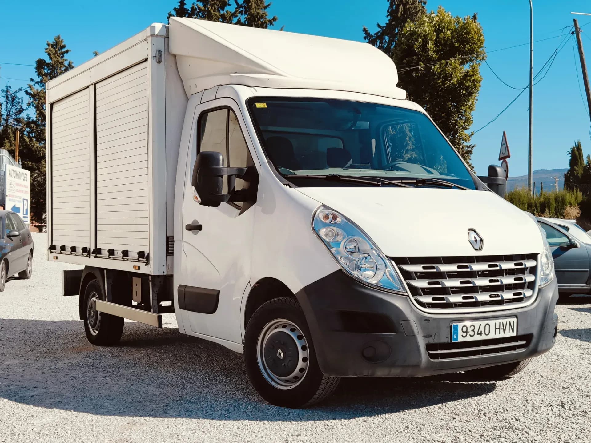 RENAULT Master