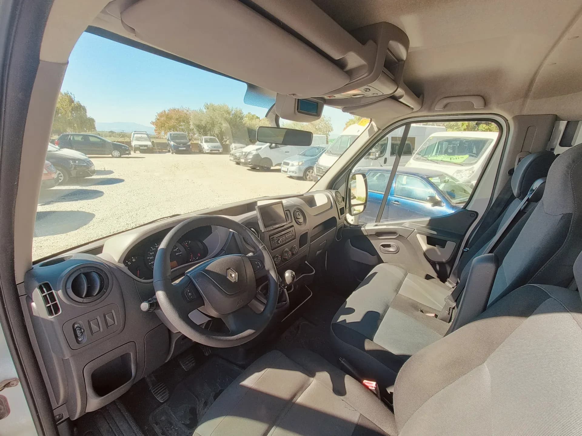 RENAULT Master