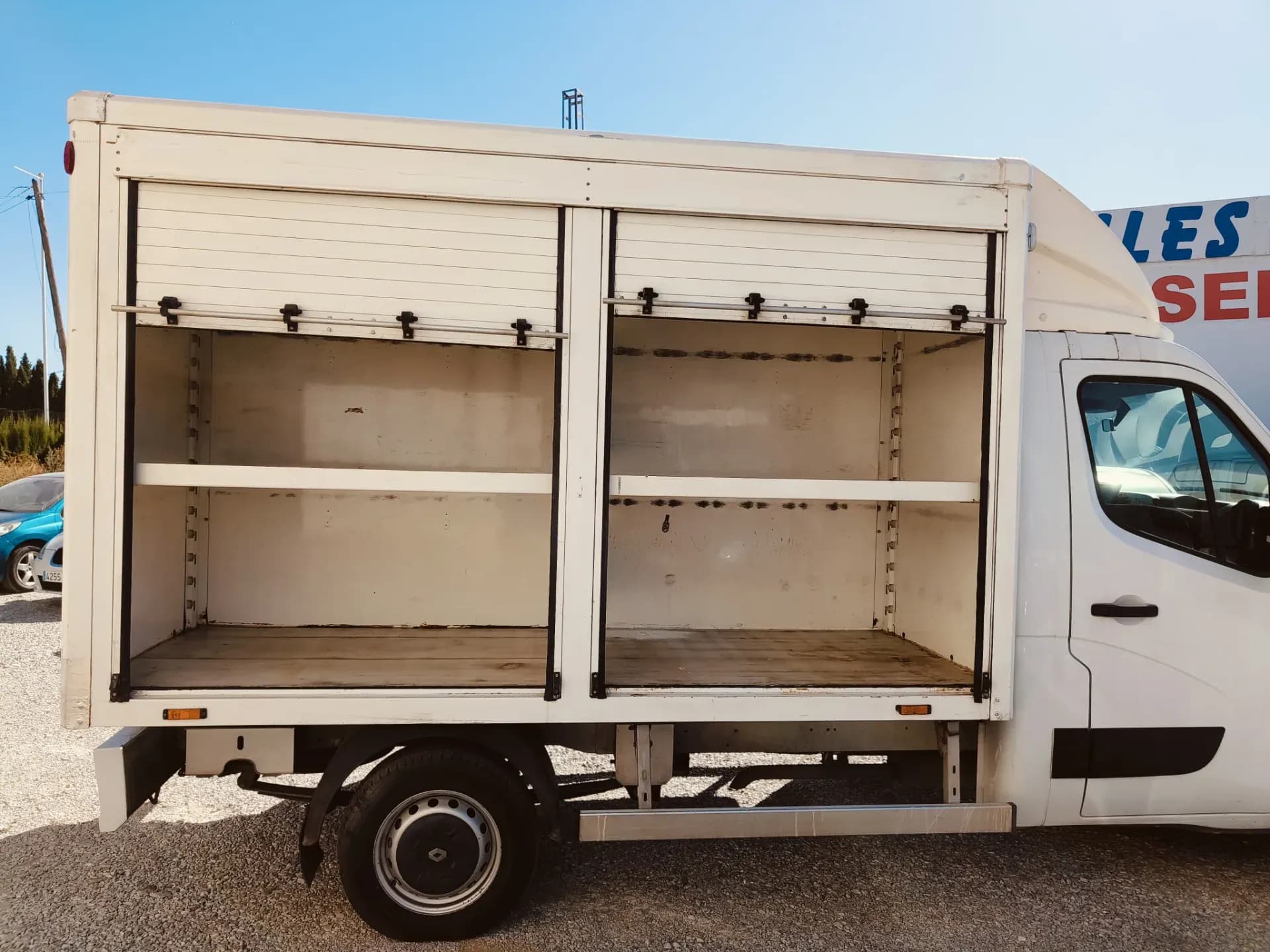 RENAULT Master
