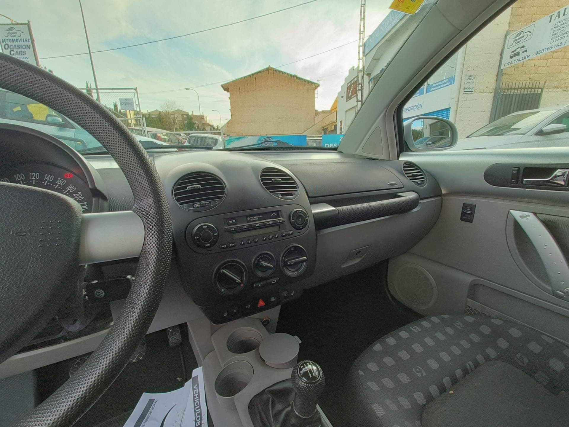 Volkswagen New Beetle