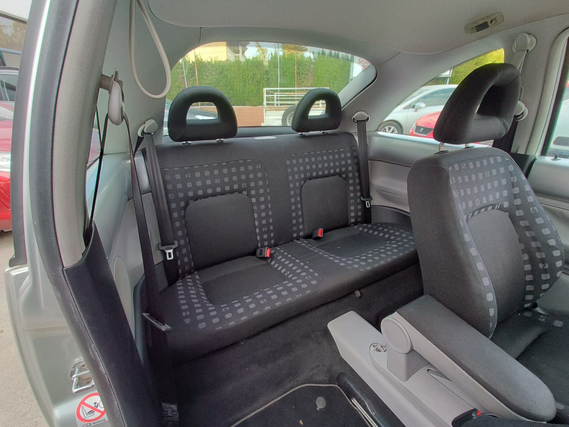 Volkswagen New Beetle