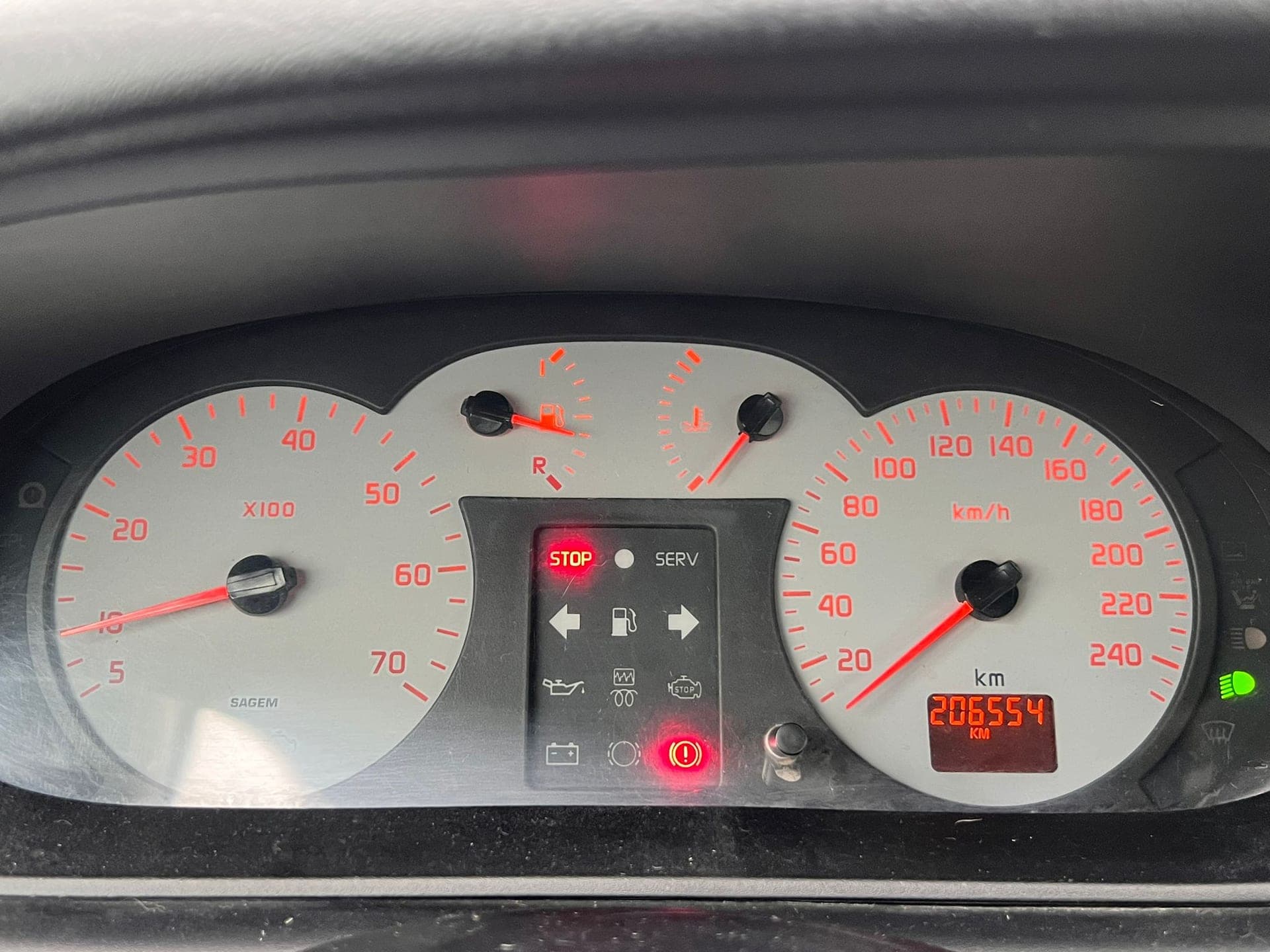 renault-scenic-rx4-2-0-16v-140-caballos