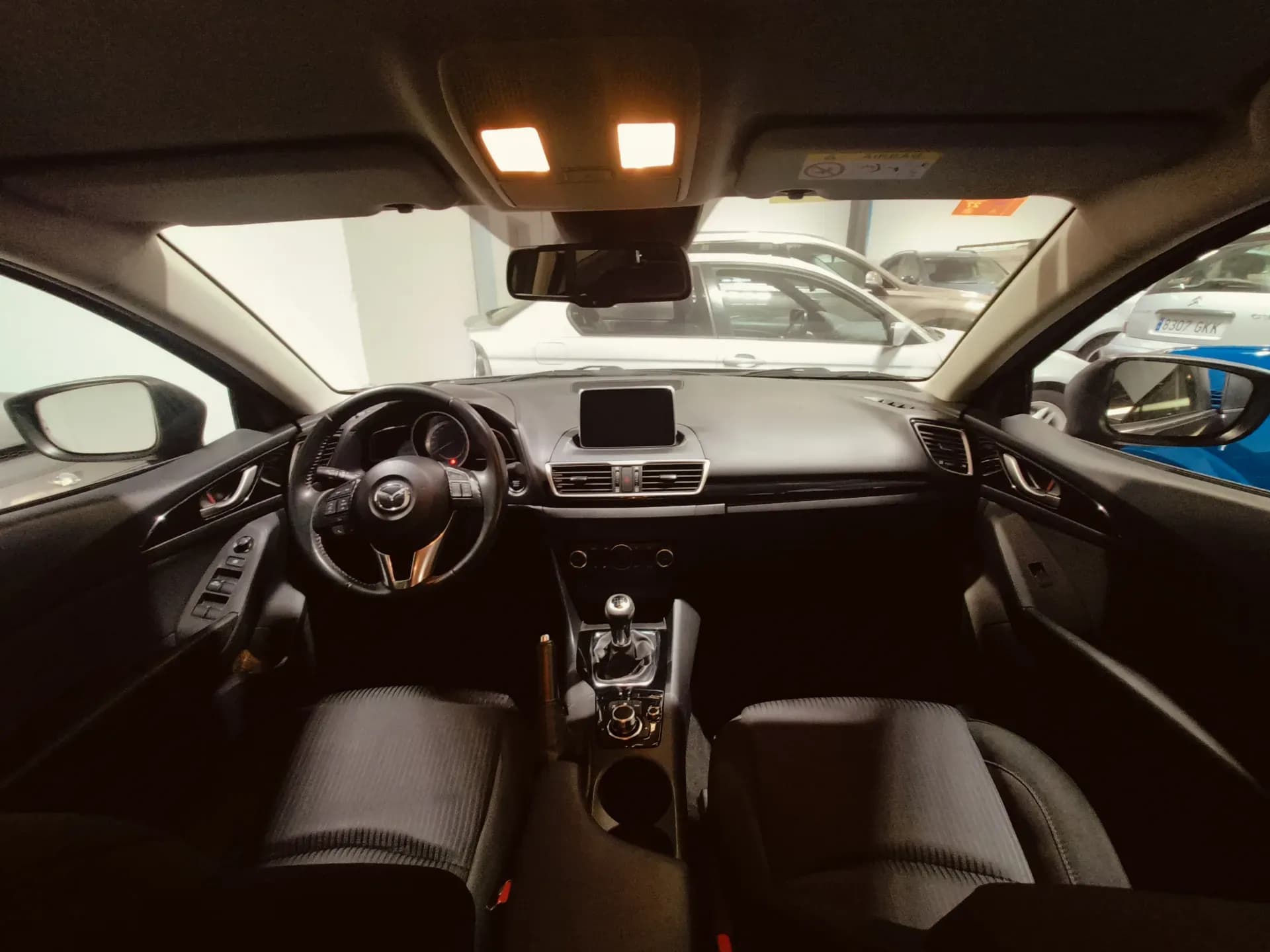 MAZDA 3 SEDAN