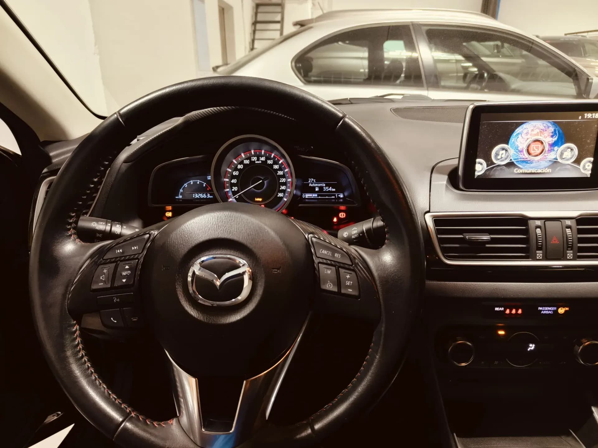 MAZDA 3 SEDAN