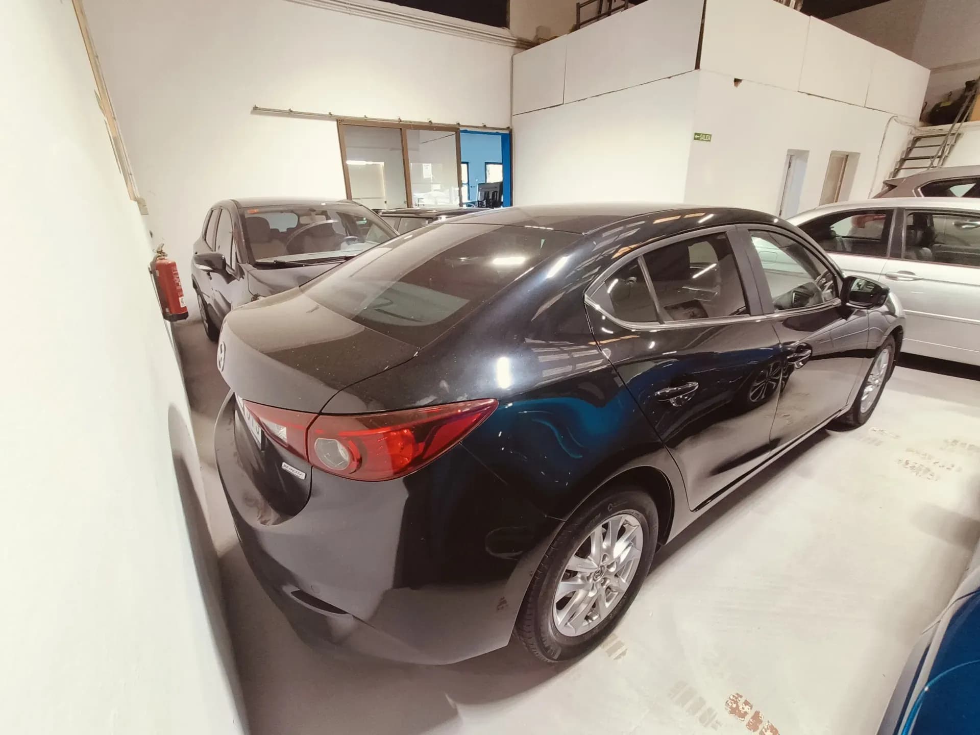 MAZDA 3 SEDAN