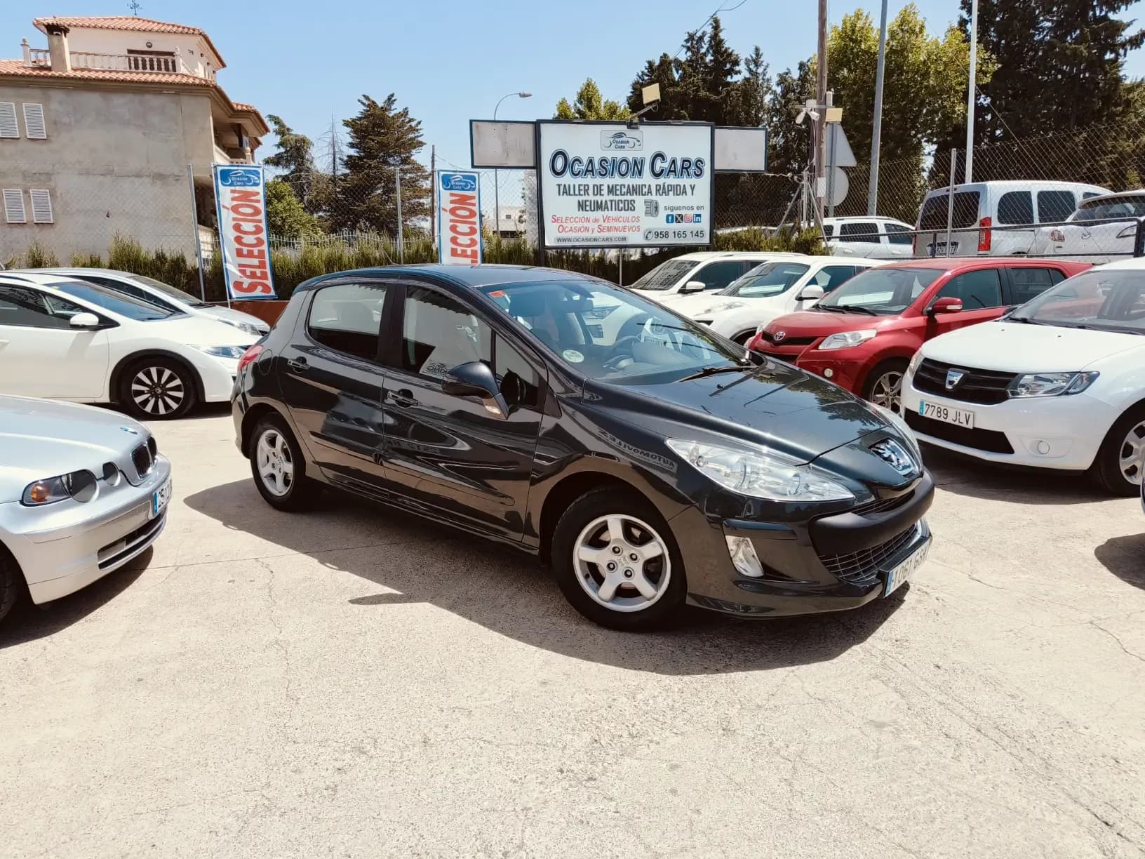 PEUGEOT 308